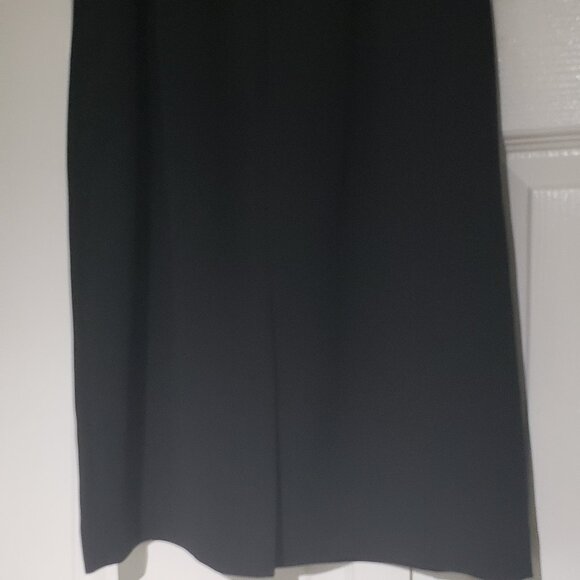 Le Suit Essentials 4P - Picture 7 of 13